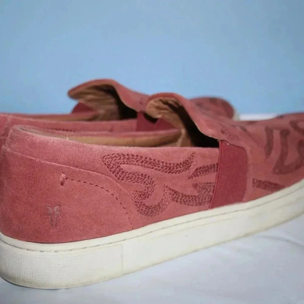 Designer by Frye Ivy Primrose Suede Slip On Sneakers Womens Size 9 - Picture 10 of 16